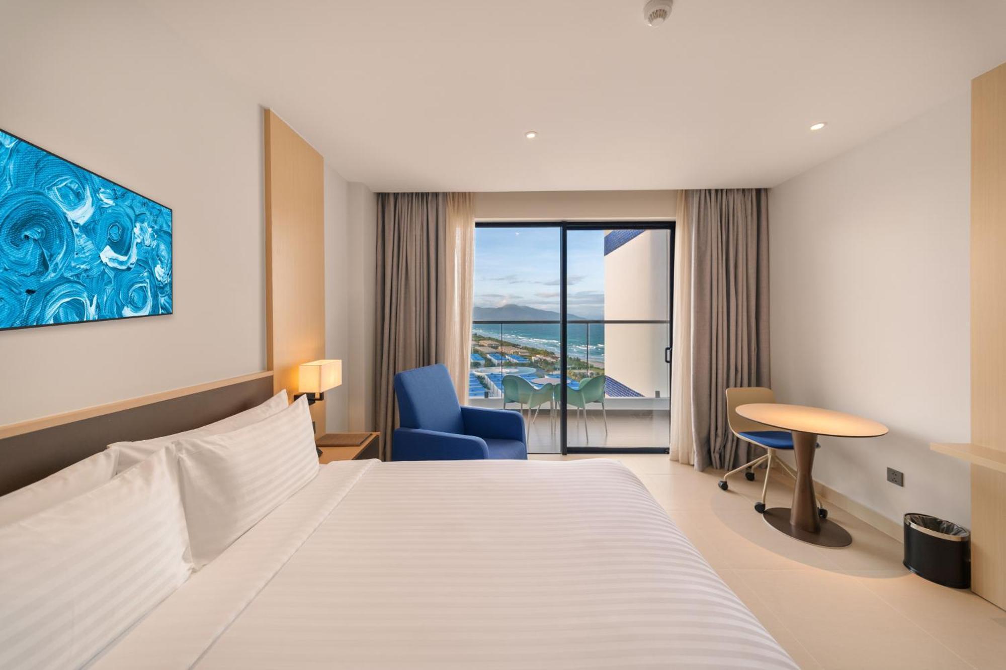 The Empyrean Cam Ranh Beach Resort 외부 사진
