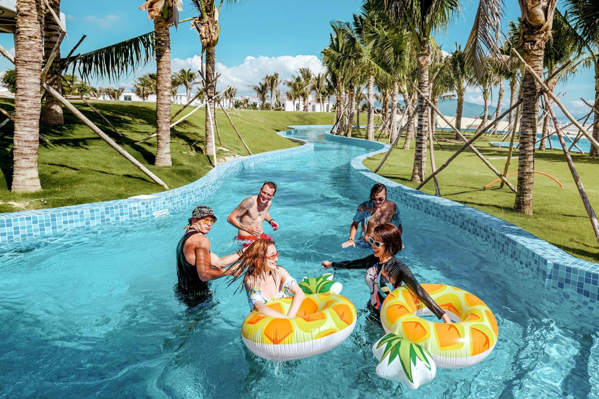 The Empyrean Cam Ranh Beach Resort 외부 사진